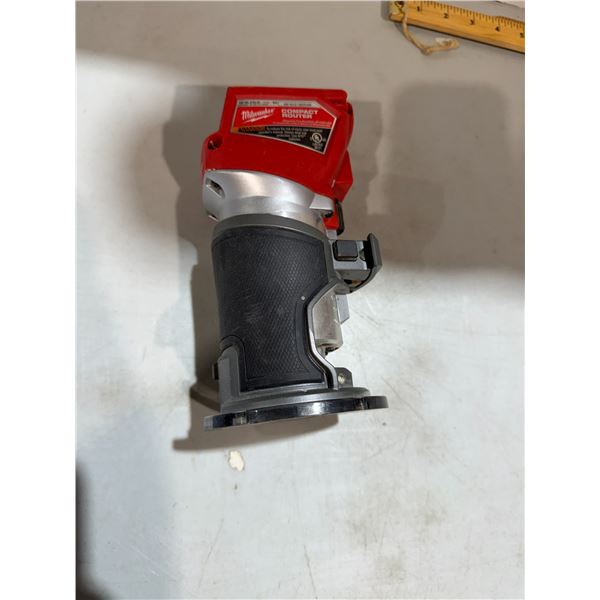 Milwaukee compact router