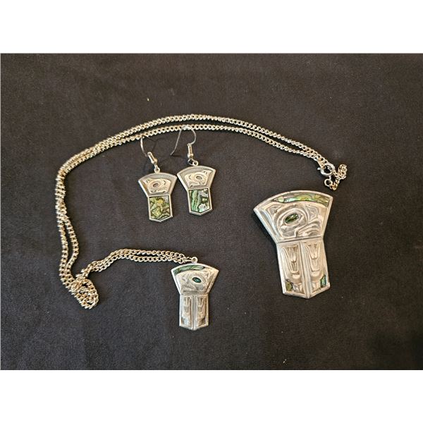 Artist signed Indigenious jewelery set