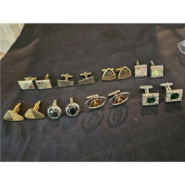 Large lot of cufflinks