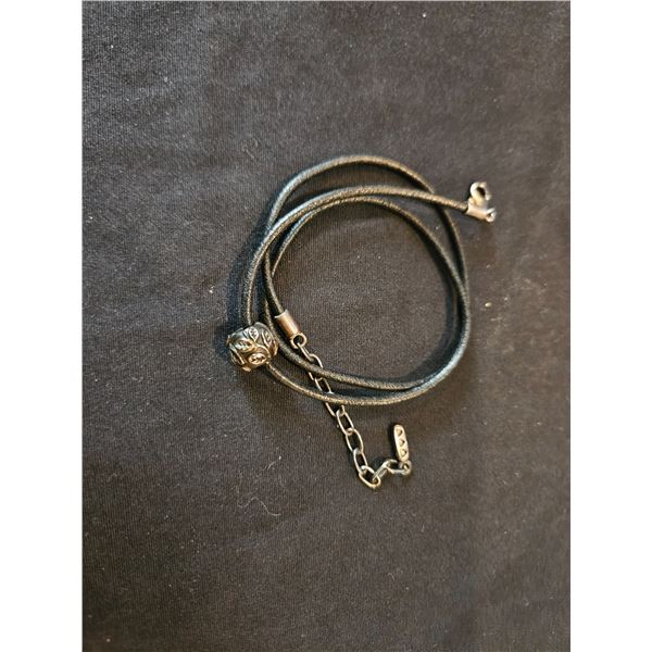 Leather necklace with bead - stamped 'ale'