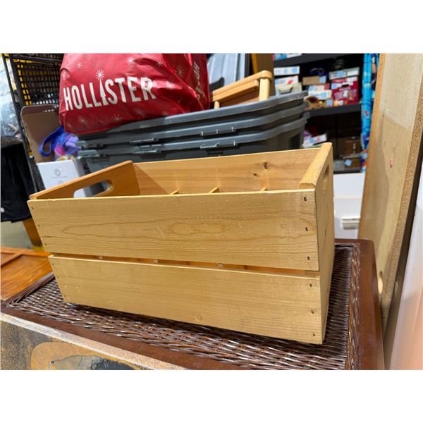 Wood crate