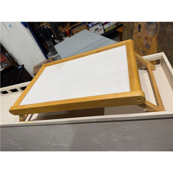 Table tray