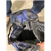 Image 2 : 2 SUITCASES
