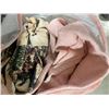 Image 1 : BAG OF BLANKETS