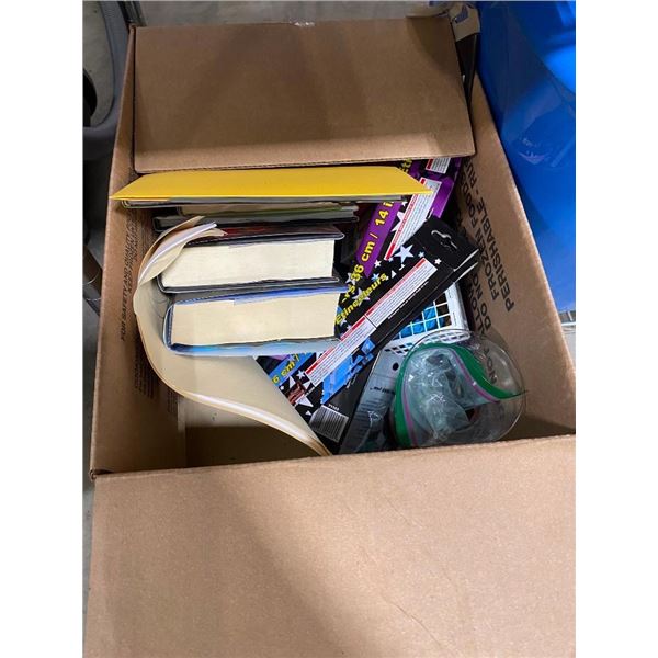 BOX LOT