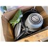 Image 1 : BOX LOT OF KITCHEN APPLIANCES