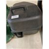 Image 1 : CHAINSAW CASE