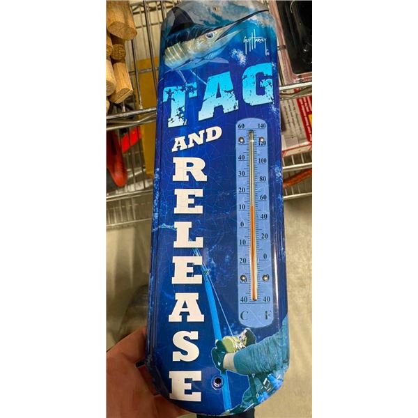 TAG AND RELEASE THERMOMETER