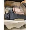 Image 1 : BOX OF QUILT FABRIC