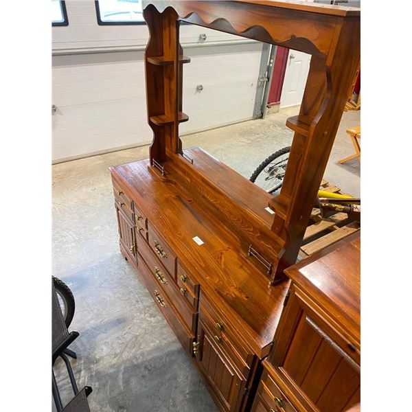 5FT DRESSER WITH 47.5IN BACKSTAND WITH MIRROR