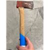 Image 1 : HATCHET