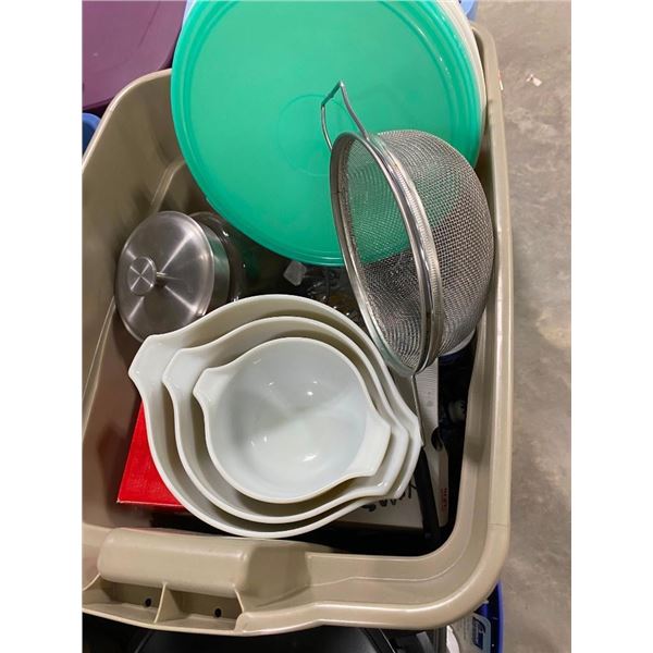 BOX LOT OF DISHES