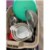 Image 1 : BOX LOT OF DISHES