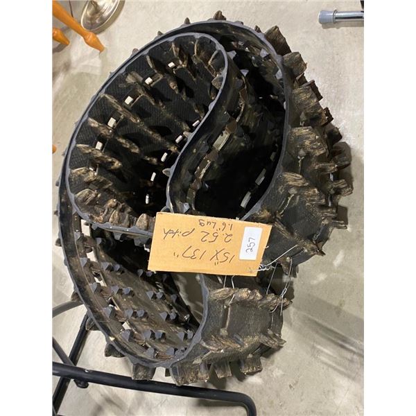 15X137IN 2.52 PITCH 1.6IN LUG SNOWMOBILE TRACK