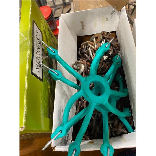 SET OF ATV TIRE CHAINS - FITS UP TO 28IN TIRES