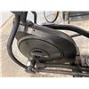 Image 3 : SOLE E98 ELLIPTICAL