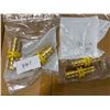 Image 1 : 4 HOSE CONNECTORS