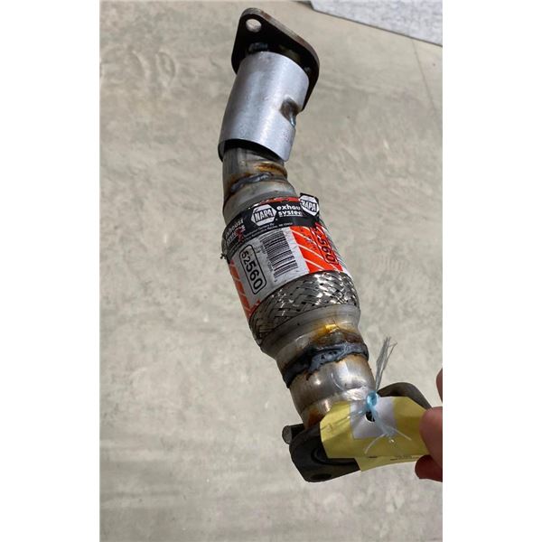 EXHAUST PIECE
