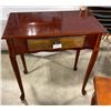 Image 1 : 28X16IN STAND WITH A DRAWER