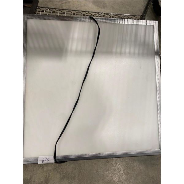 24X24IN LIGHT FIXTURE