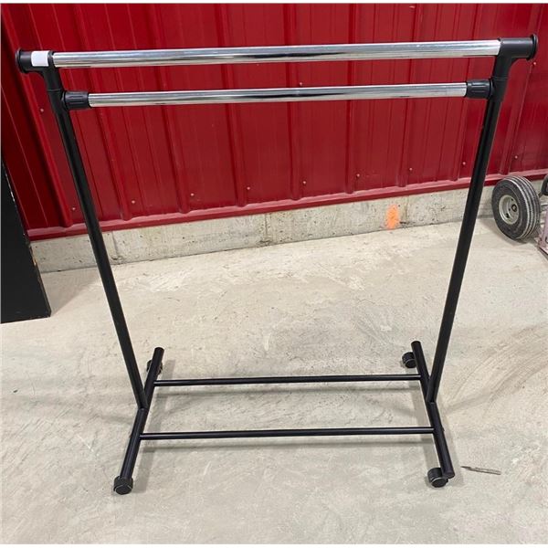38.5IN CLOTHES ROLLING RACK