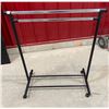 Image 1 : 38.5IN CLOTHES ROLLING RACK