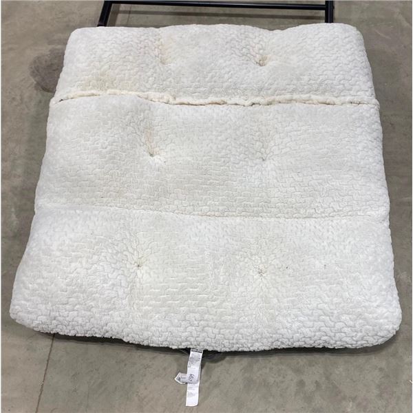 DOG BED
