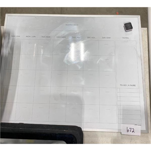 MONTH WHITEBOARD