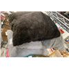 Image 1 : 4 PILLOWS