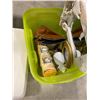 Image 1 : BOX LOT
