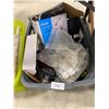 Image 1 : BOX LOT