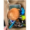 Image 1 : BOX LOT OF TOYS
