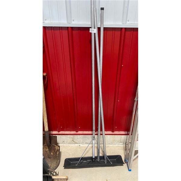10FT ROOF SHOVEL