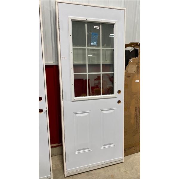 32IN EXTERIOR DOOR - HAS 2 DENTS ON OUTSIDE