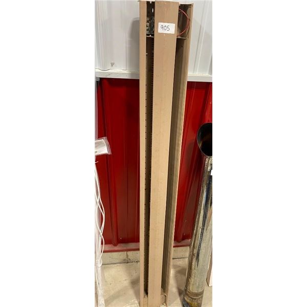 66IN ELECTRIC BASEBOARD HEATER