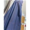 Image 3 : 9.5FT PATIO UMBRELLA WITH BASE - USED