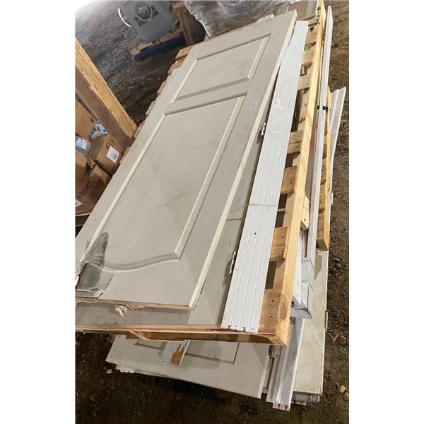 PALLET LOT OF ASSORTED INTERIOR DOORS - ALL DAMAGED