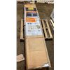 Image 1 : 9X7FT CLOPAY GARAGE DOOR - SMALL BEND ON ONE PANEL AND SOME SCRATCHES