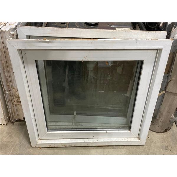 2 OF 28X25IN WINDOWS
