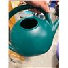 Image 1 : FLOWER WATER CONTAINER
