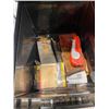Image 1 : BOX LOT