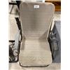 Image 1 : 2 LAWN CHAIRS