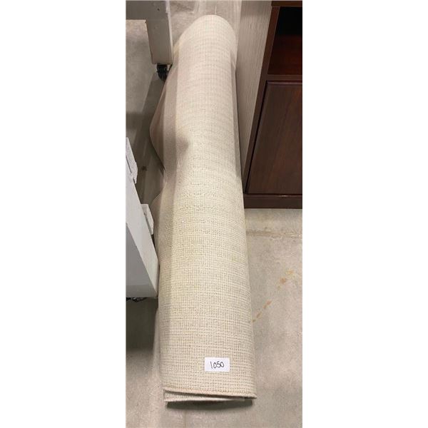 5X8FT AREA RUG