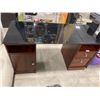 Image 1 : 58IN DESK WITH GLASS TOP