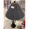 Image 1 : LAMP