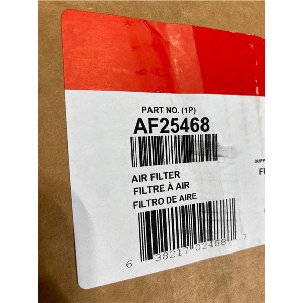 FLEETGUARD AIR FILTER - PART NUMBER SEEN IN PIC