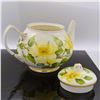 Image 2 : Art Naturelle Porcelain Golden Wings Covered Tea Pot, 1993