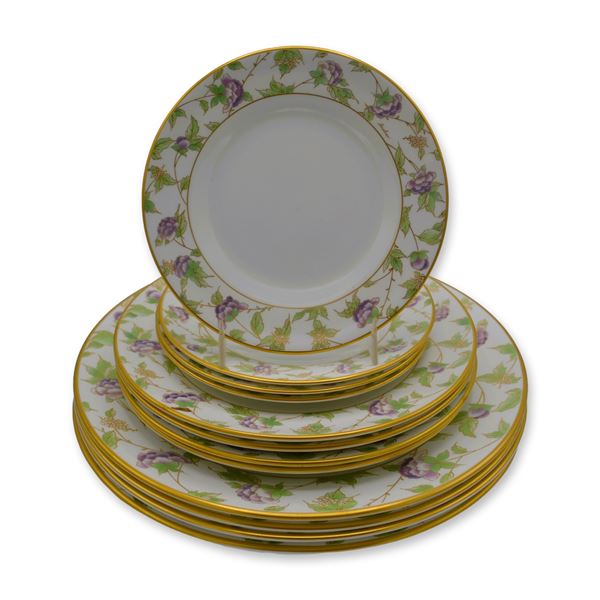 12Pc Boehm Porcelain Fine Bone China Glazed Purple/White Flowers Dinner, Salad and Dessert Plates Se