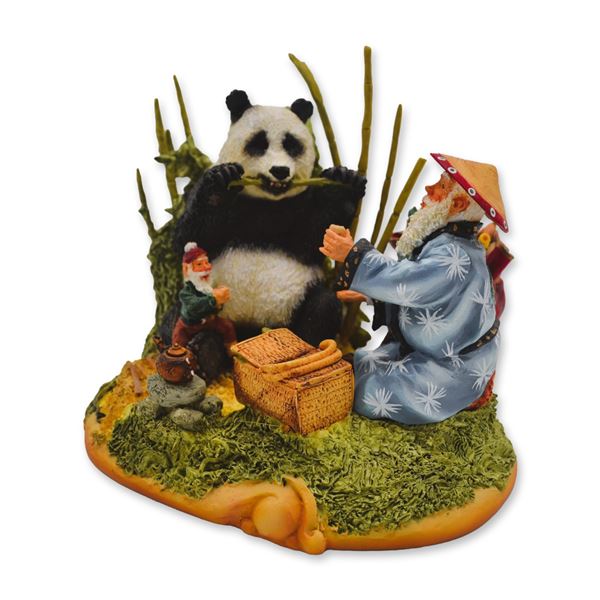 Maruri USA LE Santa's World Travels "Tea Time" Sculpture, 1998