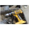Image 3 : 2 DeWalt 7.2 V Cordless 1/2" Drivers with Chargers & Cases - No Batteries